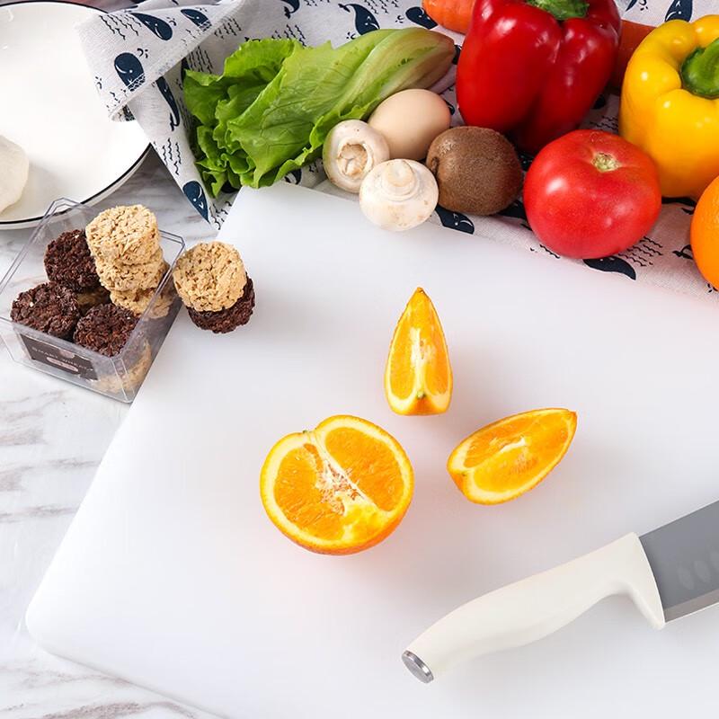Baijie Antibacterial Food-Grade PE Cutting Board