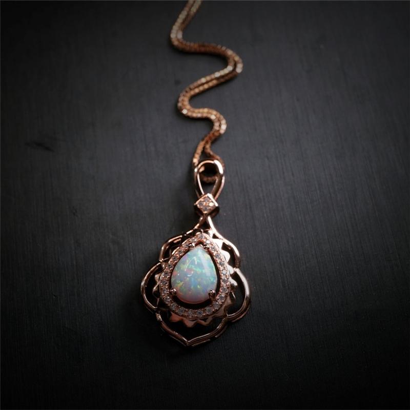 Big Water Drop White Opal Pendant Necklace For Women Luxury Rose Gold Color Crystal Flower Necklace Jewelry DropShipping