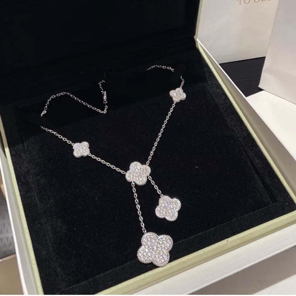 Light Luxury Large Full Diamond Four-leaf Flower Necklace Pendant Long Elegant Super Fairy Jewelry