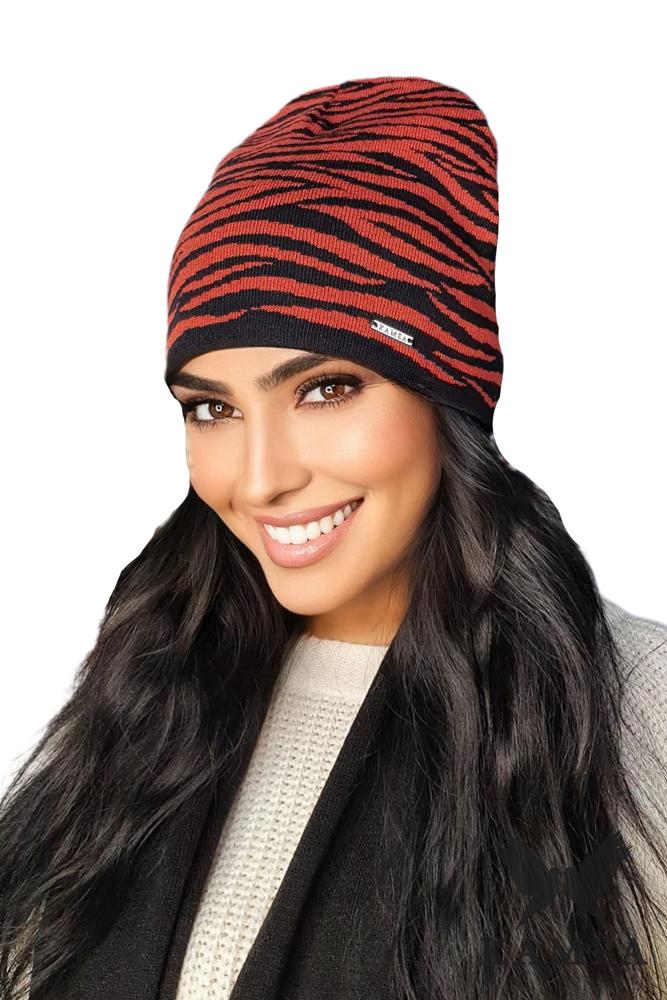 Zaina Women' Red Cap