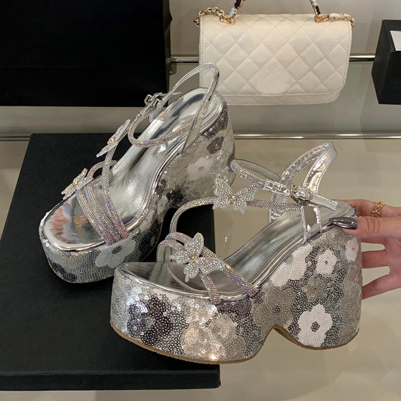 

Fashion Liyke New Fashion Sequined Flowers Platform Wedge Sandals Women Open Toe Crystal Rhinestone Butterfly High Heels Party Prom Shoe 35 серебряный