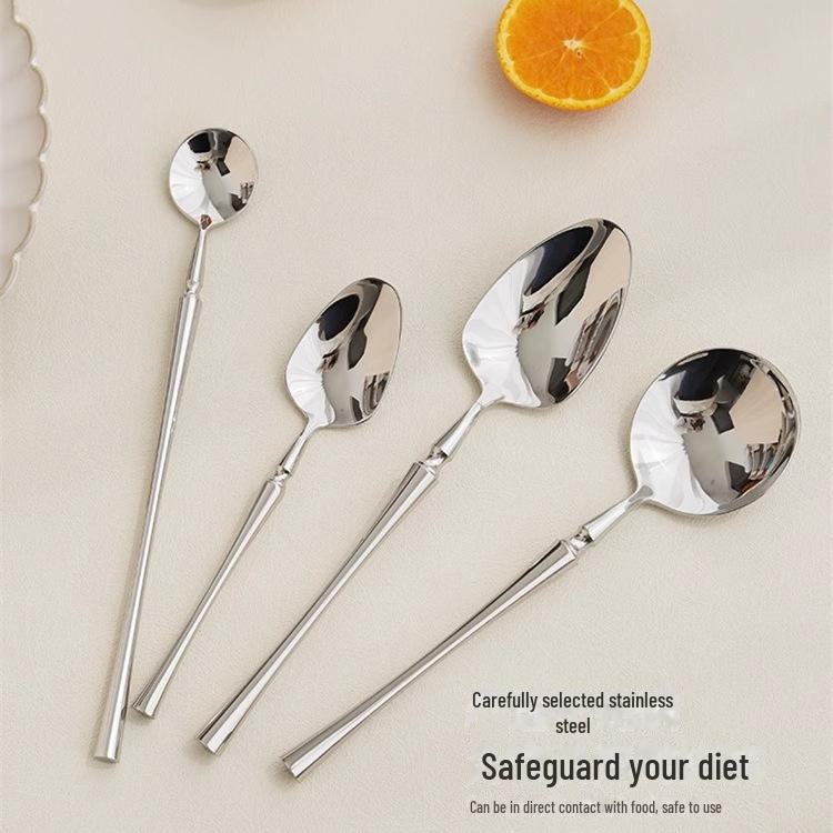 "Juego de Cubiertos Franceses de Acero Inoxidable 304": Cuchillo para carne, Tenedor, Cuchara, Utensilios de postre"