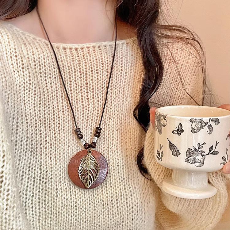 Colier cu Pandantiv Împletit Boho Vintage: Lanț Claviculă Etnic Chinezesc pentru Femei