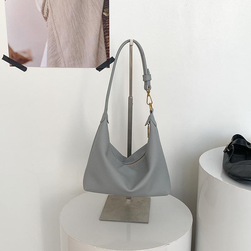IELGY Hong Kong Style Spring One-Shoulder Simple Large-Capacity Commuter Underarm Bag