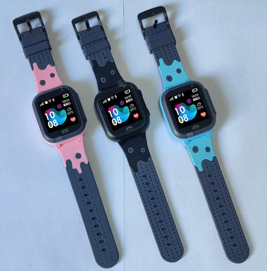 Smartwatch per Bambini Impermeabile 4G S30 con Fotocamera e Funzione Videochiamata