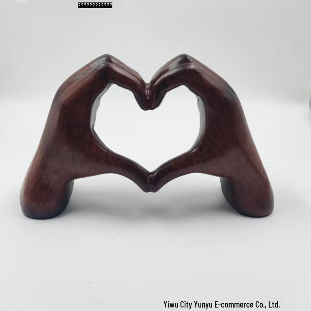 Heart-Shaped Wood Grain Resin Ornament — Perfect Desktop Decoration & Gift for Couples