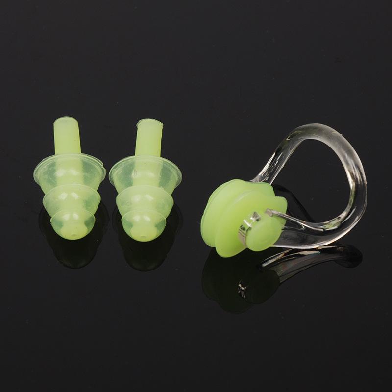 Premium Boxed Waterproof Silicone Swimming Set: Earplugs & Nose Clips.