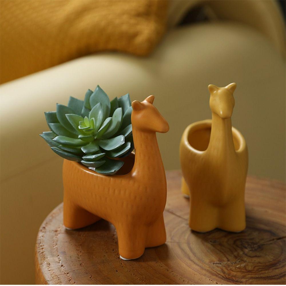 

Modern Animal Figurine Ceramic Alpaca Ornament Crafts Alpaca Key Tray Living Room жёлтый