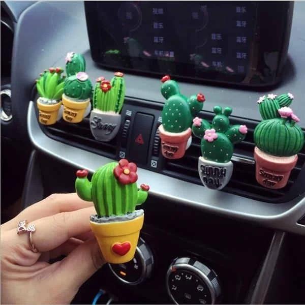 Cute Cartoon Cactus Car Perfume Air Freshener Car Fragnance Clip Vent Parfume Car Flavoring Accessories  (Color Ramdom )