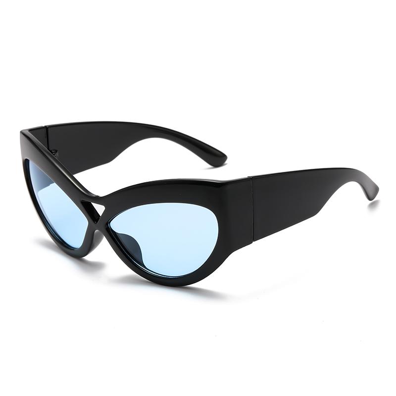 New Large Frame Cat Eye Sunglasses Female Fashion Personality Retro UV400 Large Mirror Leg Sun Glasses Oculos De Sol pictures show