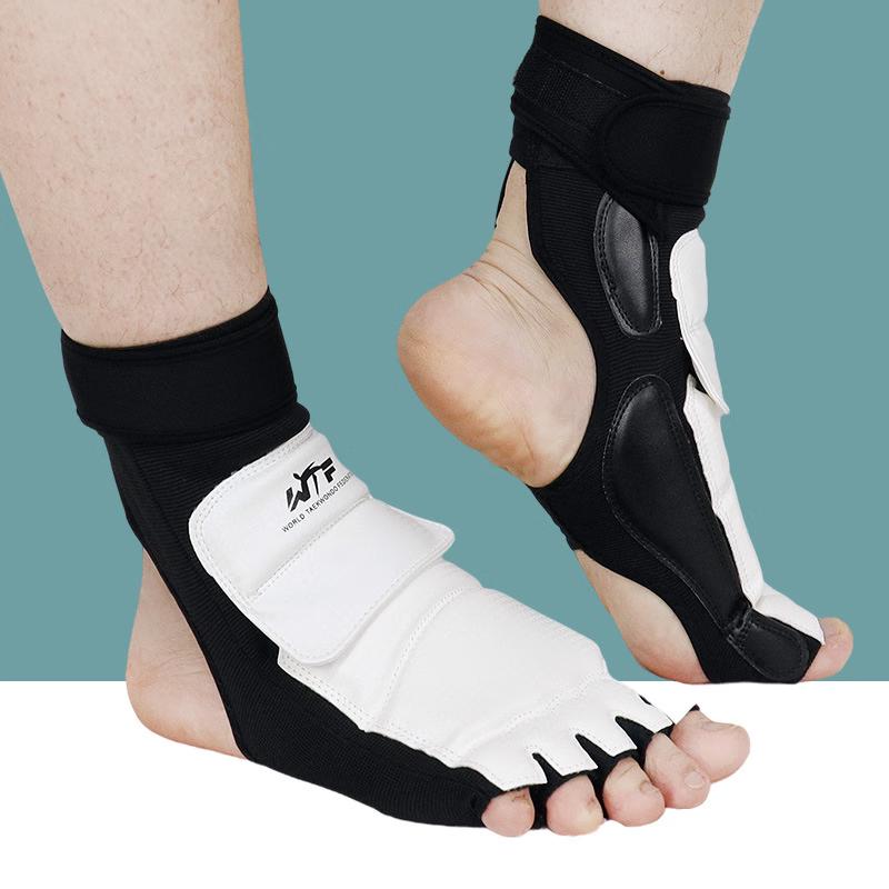 Longchan Taekwondo Hand & Foot Protector Set