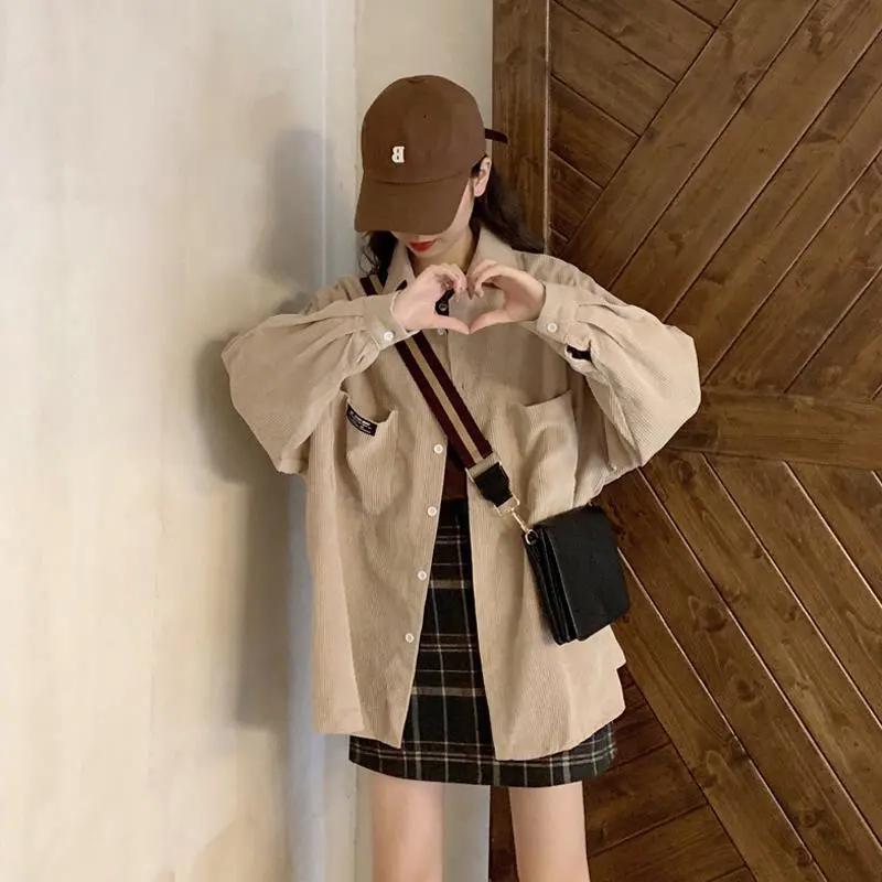 Dámská manšestrová košile s dlouhým rukávem - Podzim 2024, Korejský a Hongkongský retro styl, Volný střih, Tenká bunda.