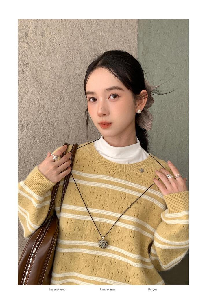 No Return: Women's Korean Style Striped Loose Sweater - Comfortable Casual Top