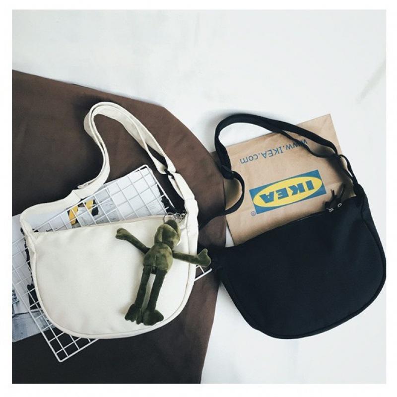 Large Capacity Canvas Crossbody Dumpling Bag for Students - Solid Color, Black & Beige