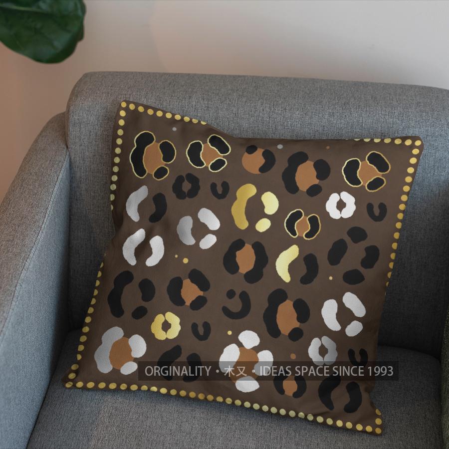 2D Jaguar Pattern With Geometric Design Pillow Cover Pattern Cushion Cover Suitable For Sofa Bedroom Car Pillow Cover