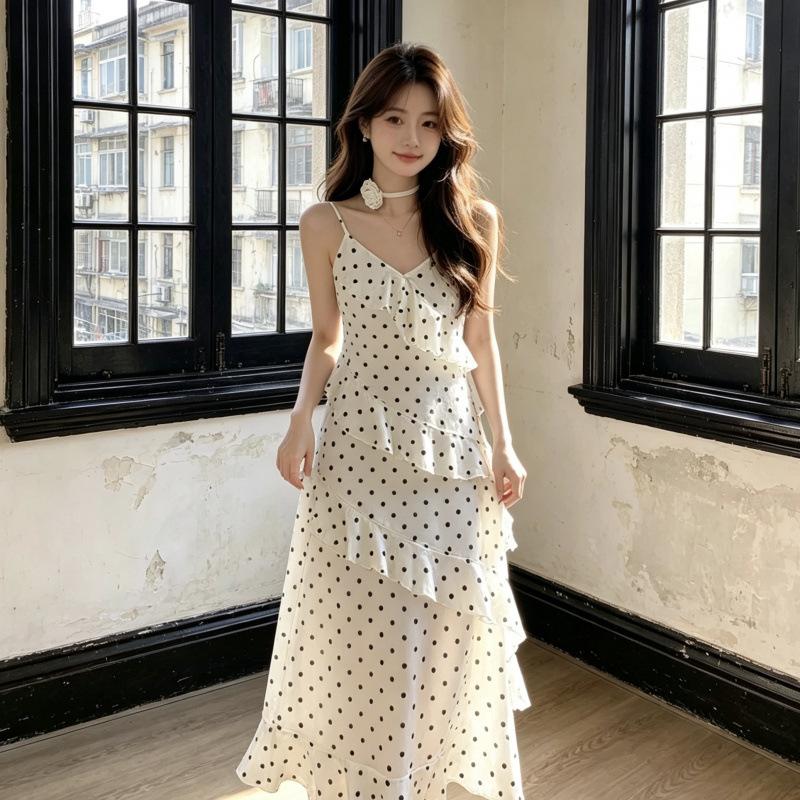 Polka Dot Suspender Dress Women's Summer New Design Sense Waist Thin French Ruffle Edge Long Skirt
