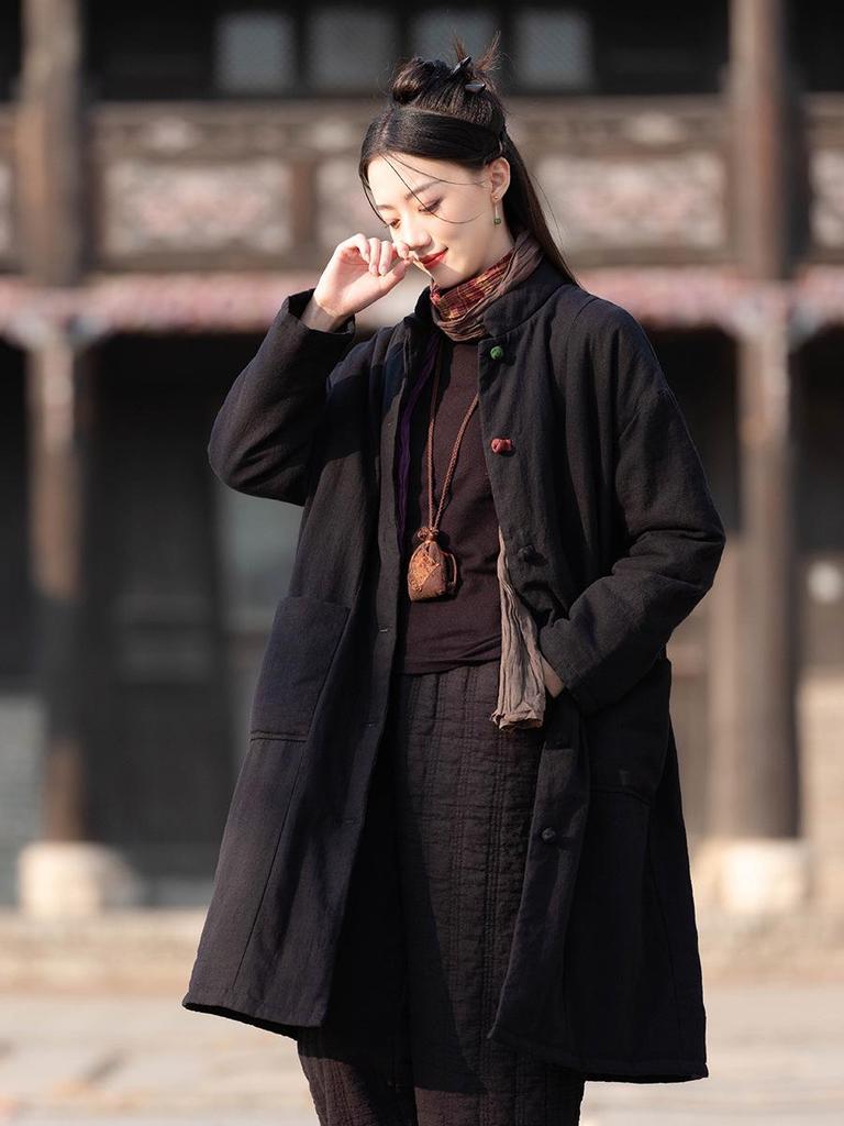 Women's Winter Retro Stand Collar Quilted Jacket: Slimming Cotton-Linen, Sandwashed, Thickened, Long Coat