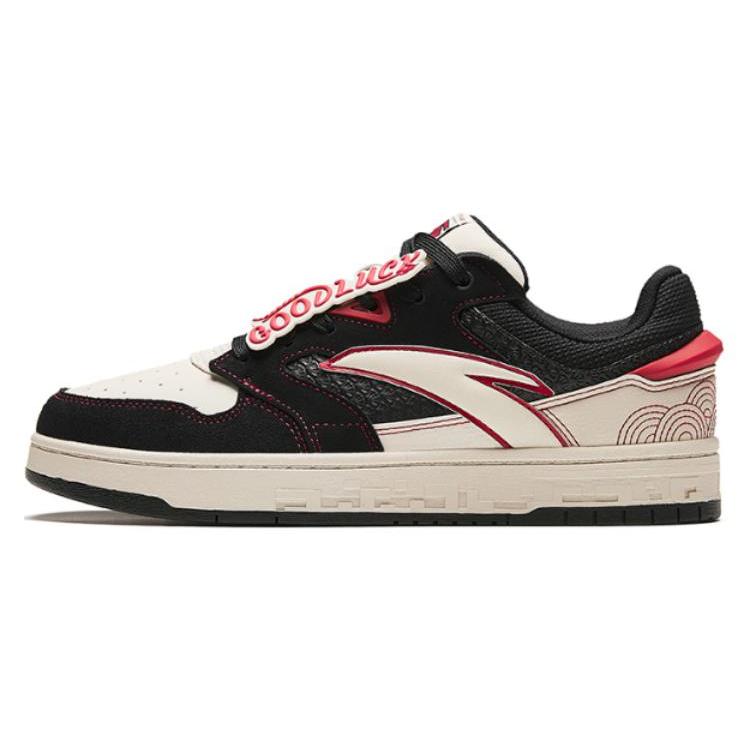 

New Anta Street Play Series Durable Breathable Low Top Skateboard Shoes Men s Black White 112418051-10 39