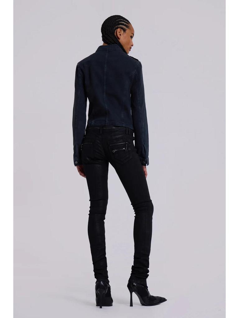 2026 New Arrival Women's Casual Blue Denim Jacket with Long Sleeves and Single-Breasted Design.