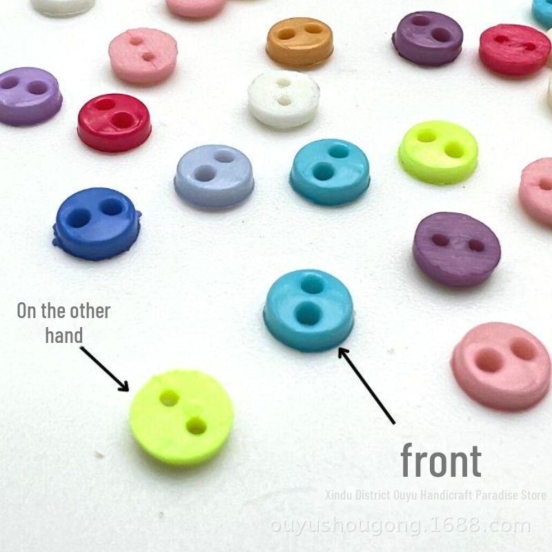 4mm Dual-Eye Plastic Buckle with Edge Button for DIY Felt Doll Accessory