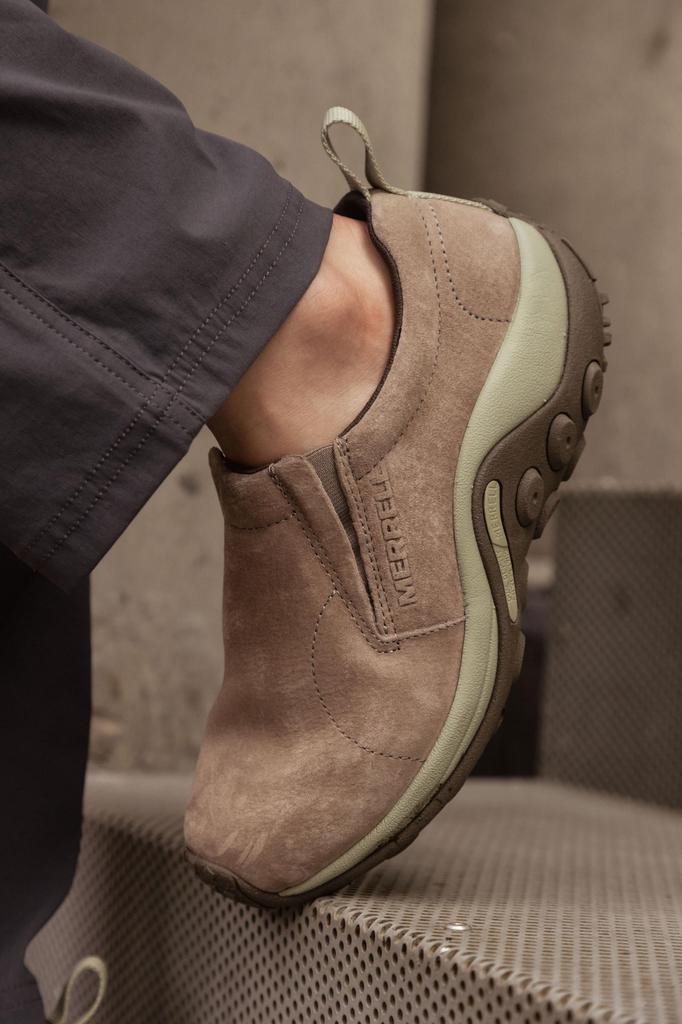 Merrell Jungle Moc Walking Size 2E Women's Shoes, Brindle/Tea, 24.5 cm,