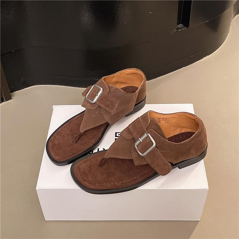 

European and American new temperament square head metal buckle Roman style sandals women s character toe retro open-toed low-heeled shoes 35 коричневый