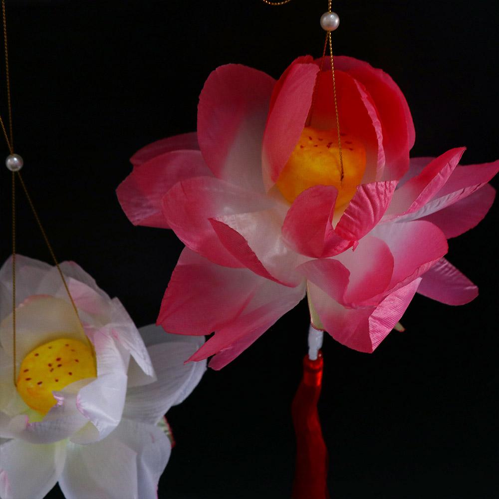 Portable Glowing Chinese Lotus Light Lotus LED Lantern Mid-Autumn Lantern Festival Lantern