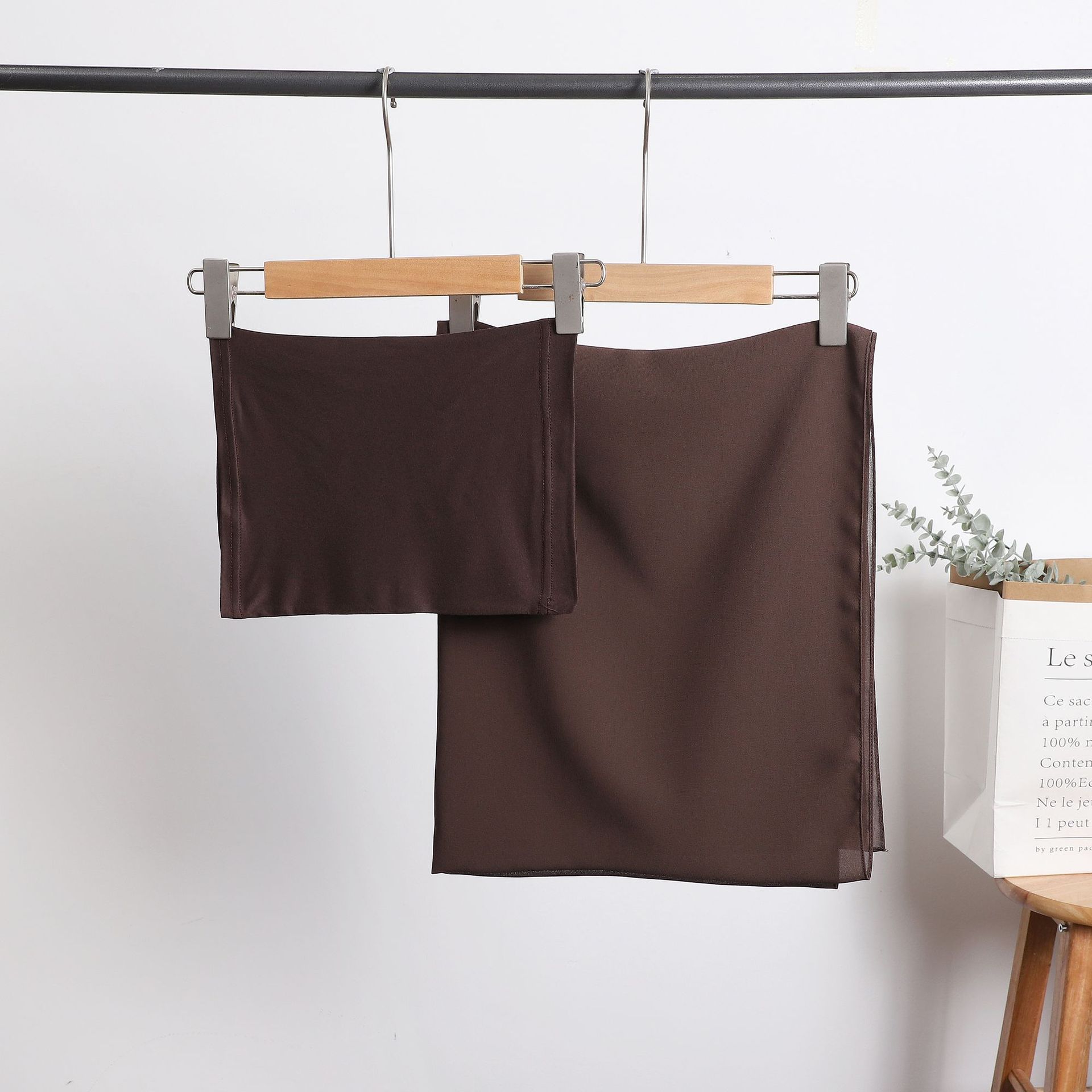 

Комплект из 2 предметов: шифоновый хиджаб, подходящий под шапку, шифоновый шарф с подходящим подшлемником, шали, шарфы, платок, повязки на голову для женщин