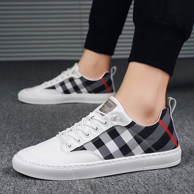 Leather Men Casual Shoes Fashion Designers Flats White Sneakers High Quality Gingham Shoes For Men Vulcanized Shoes