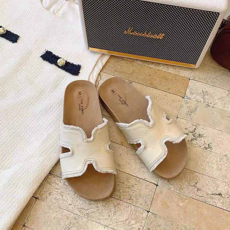 Birkenstock slippers women's outerwear 2025 new high-end French soft-bottomed beach cool slippers with skirt one-word slippers
