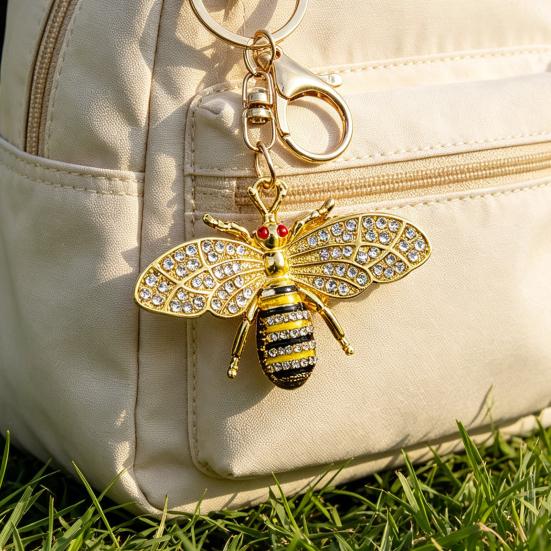 Keychain Pendant Zinc Alloy Rhinestones Bee Shape Key Chain with Lobster Clasp Easy to Hang Key Holder Backpack Car Accessory
