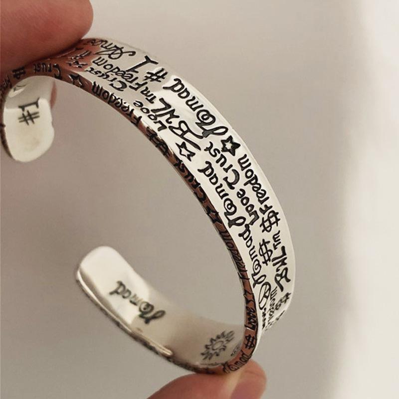 Retro Carved Graffiti Bracelet For Men Women Zinc Alloy Punk Gothic Adjustable Bracelet Designer Zircon Unisex Accessories Gift