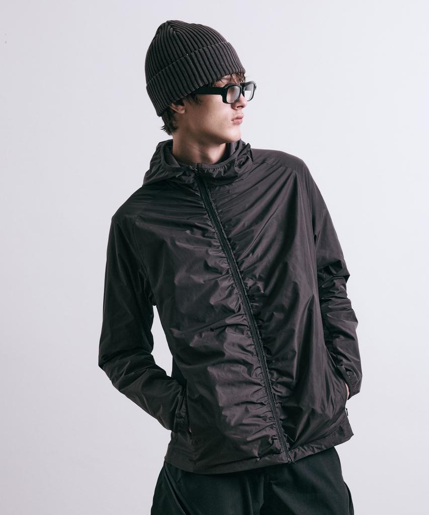 LEARVE Nylon Shirred Hooded Zip-Up Jacket Brown