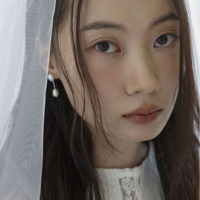 MONDAY EDITION [MJxME] Baroque Pearl String Earrings