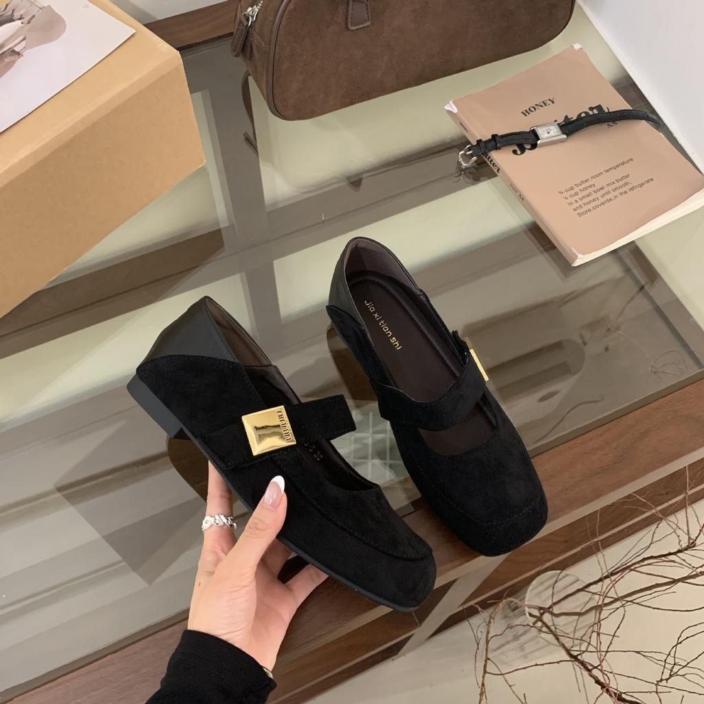 Retro Mary Jane Shoes 2025 New Korean Temperament Elegant Suede Metal Buckle Round Head Thin Soft Sole Ballet Shoes