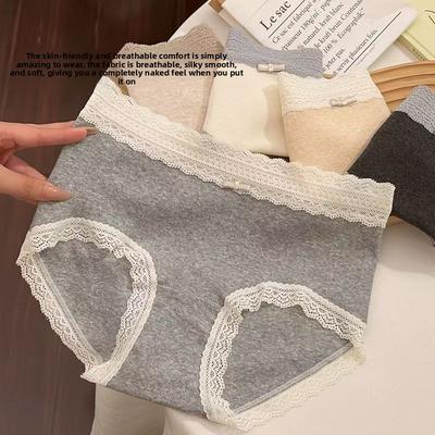 Ladies Spring and Autumn Lace Edge Skin Friendly Breathable Hip Wrap High Waist Triangle Briefs