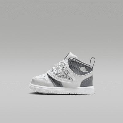 Air Jordan Sky Jordan 1 TD Medium Grey 25