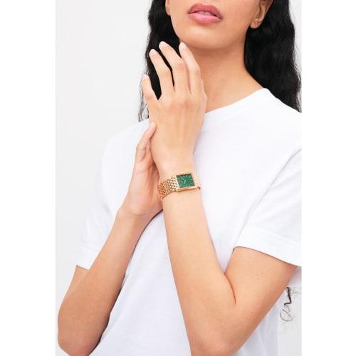 Daniel Wellington DW Bound 32x22 9-link Watch, a Sophisticated Luxury Watch, a Popular Gift Idea.