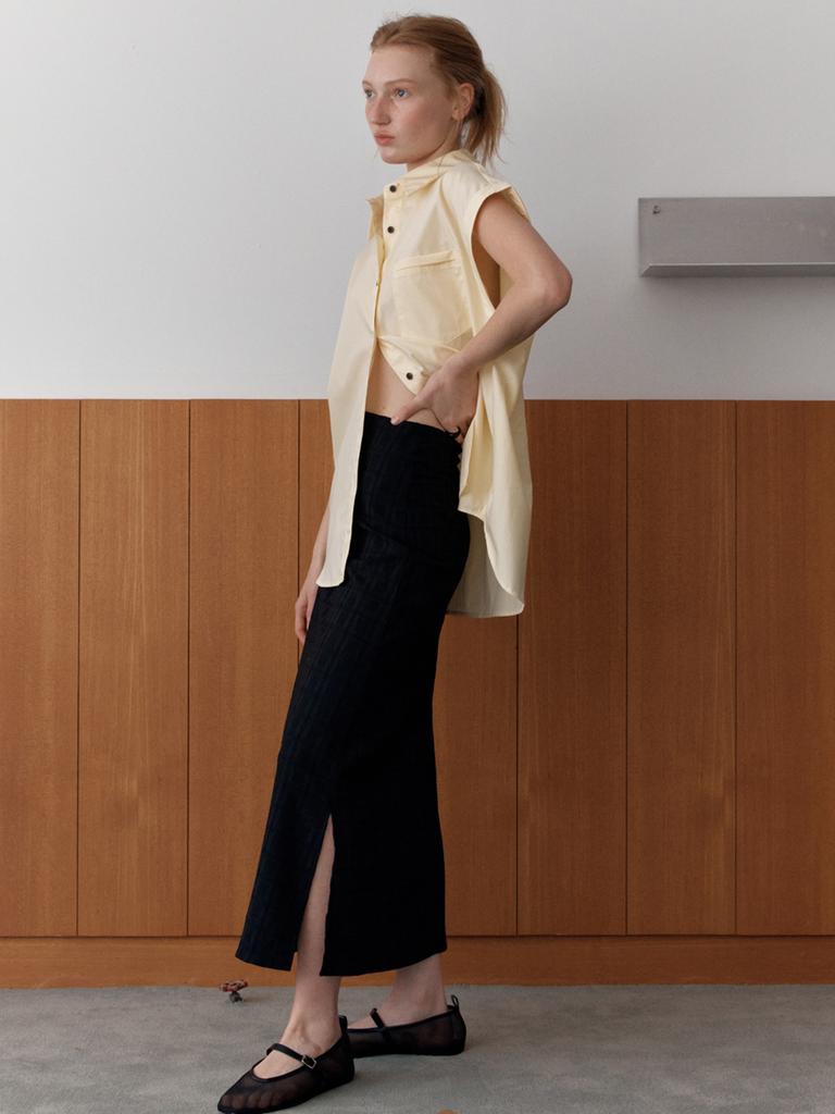 Elssibeui Textured Slit Skirt_Black