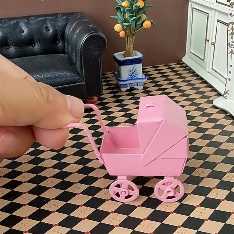 

1:12 Лялькових Мініатюр Рожевий Дитячий Візок Модель Колеса Можуть Обертатися Ляльковий Будиночок Аксесуари Декор Дитячі Іграшки для Уявних Ігор Подарунки Своїми Руками рожевий