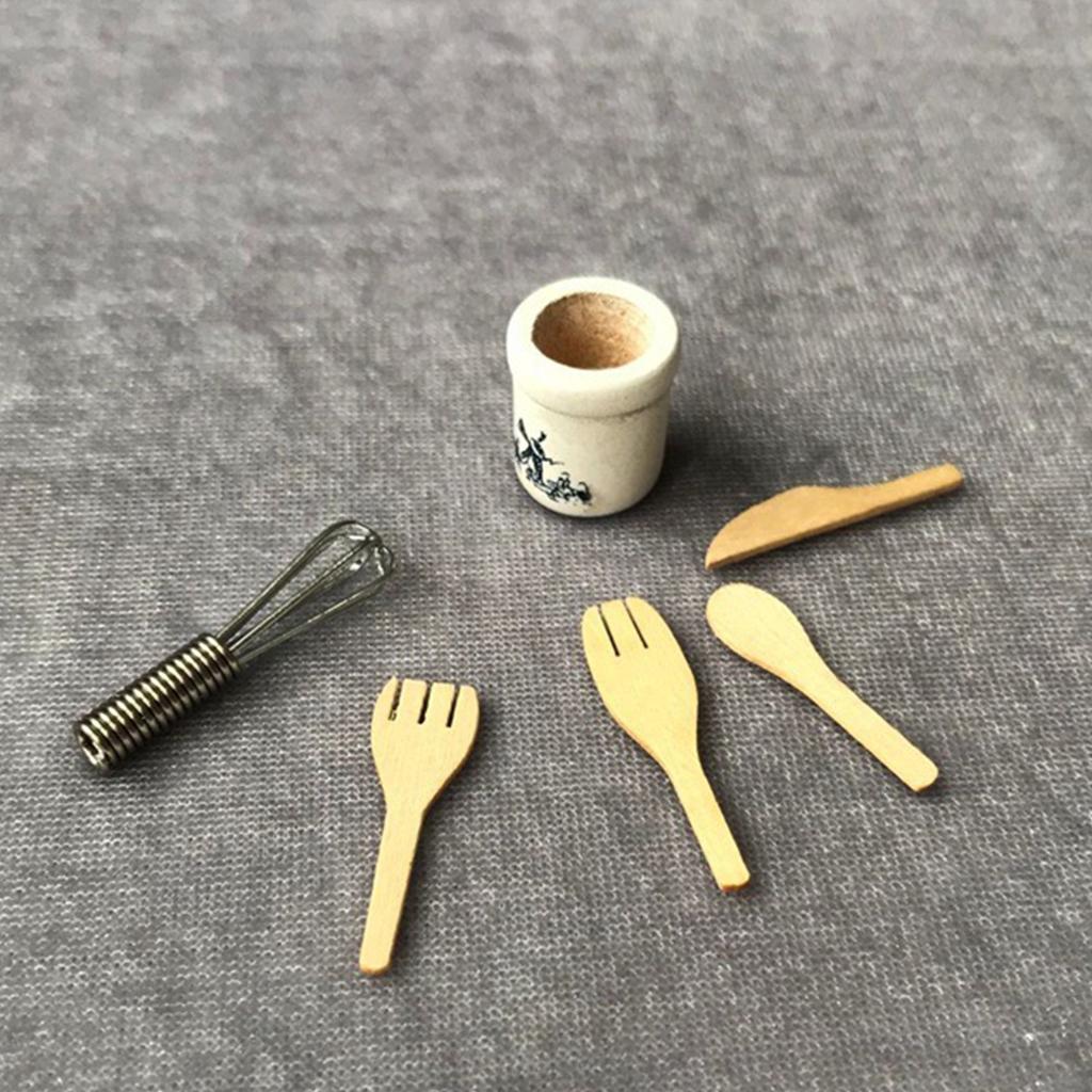 1/12 Dollhouse Egg Beater Kid Toy Miniature Ornament Decor for Boy Children