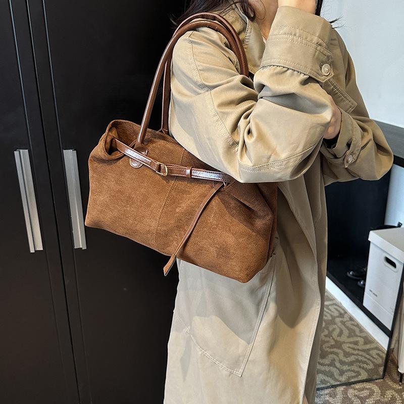 Fashionable Retro Suede Bag Popular European And American Large-capacity Autumn/winter Tote Bag New Simple Commuter Shoulder Bag