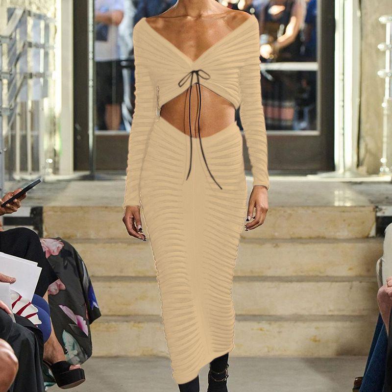 

Комплект Юбка Европейская и Американская Женская Одежда 2023 Осень и Зима Новое Поступление Длинные Рукава Обхват Груди Сексуальные Топы Юбка Вязаный Костюм Платье Apricot color S