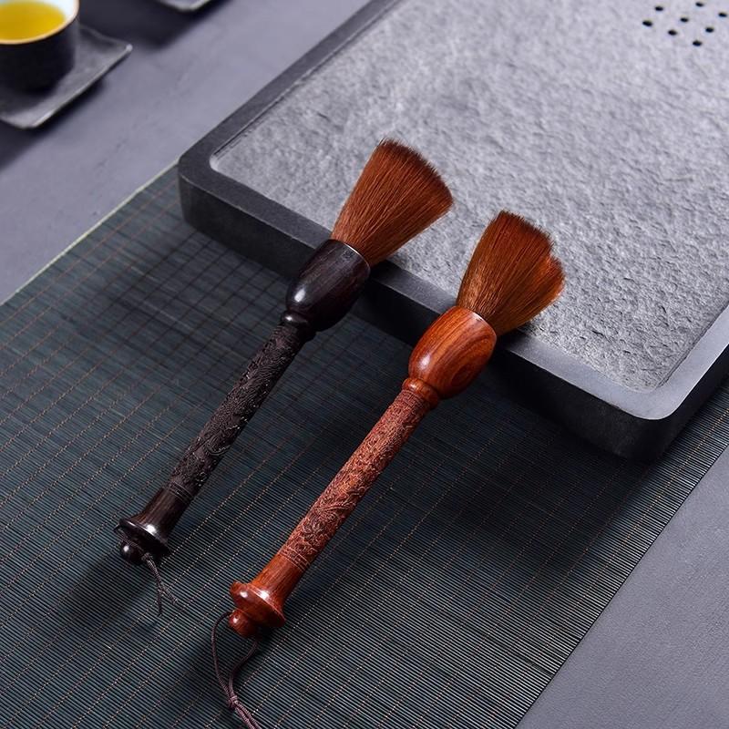 Chinese Style Cleaning Brush Hand Carved Dragon Pattern Sandalwood Handle Synthetic Fiber Brush