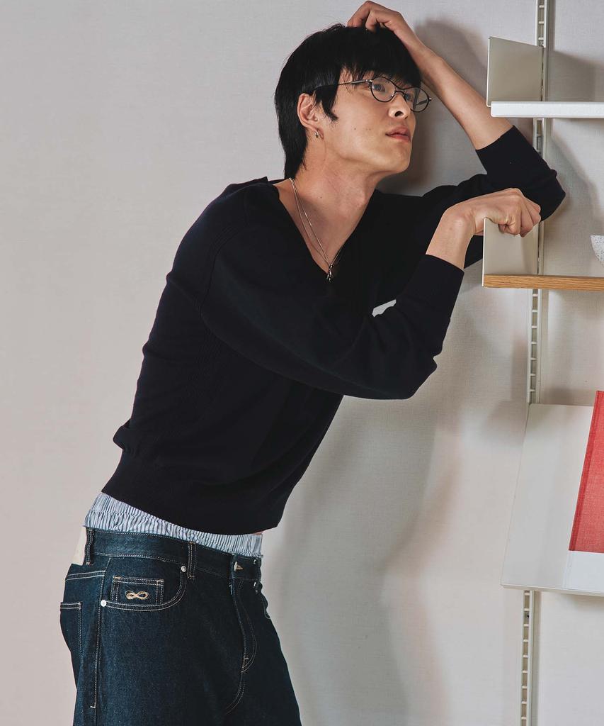 PLAC V-Neck Reverse Detail Knit Navy