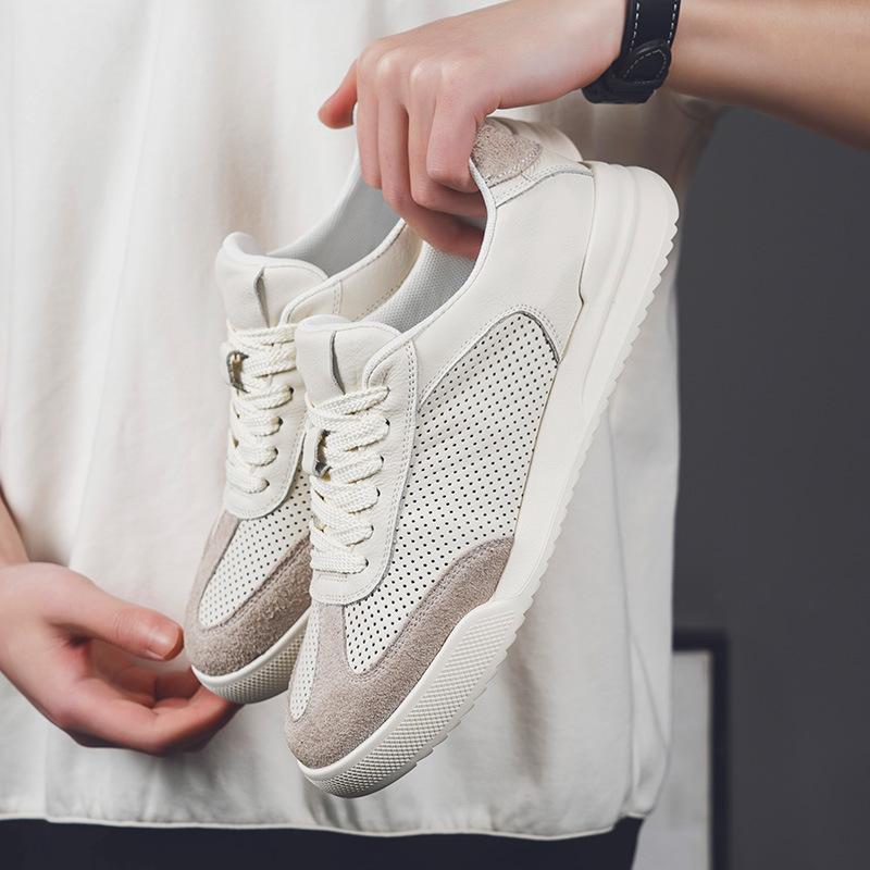 Board Schuhe Herren 2025 Sommer neue Leder Deutsche Trainingsschuhe High-End atmungsaktive Freizeitschuhe Herren weiße Schuhe hohle weiche Sohle