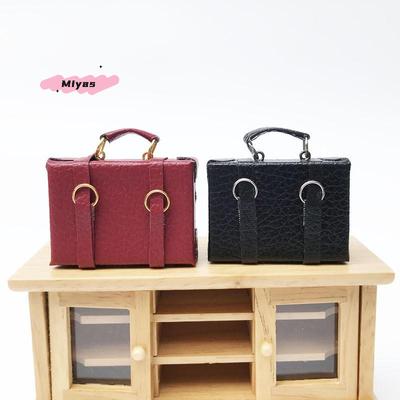 1Pcs 1/12 Scale Retro Leather Box Briefcase Suitcase Miniature Model Toy for 1/12 Scale Dollhouse Decorations