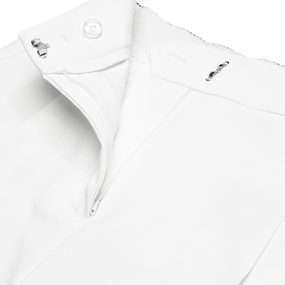 FILA Emerald Fashion Versatile Brand Logo Design Casual Shorts Women shorts Cloud-White F11W524801F-WT