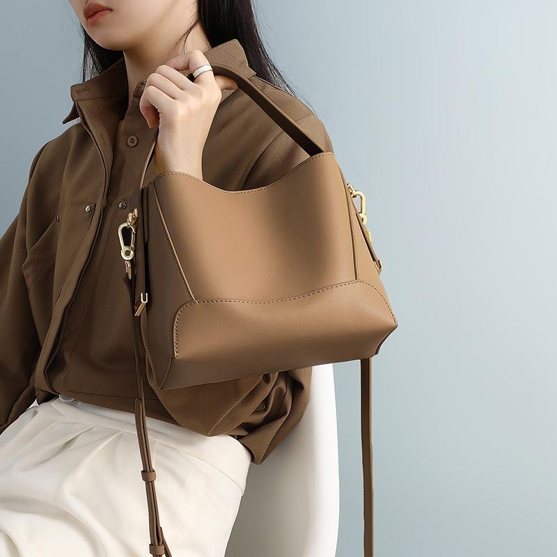 Bag women's new leather versatile high-end messenger bag women's retro shoulder portable bucket bag
