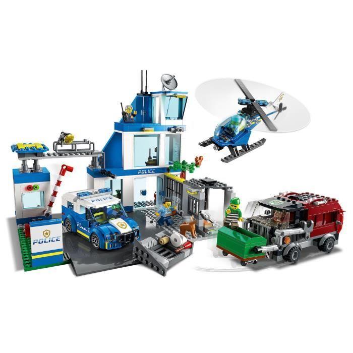 LEGO® City 60316 Policejní stanice, Hračka Helikoptéra, Policejní auto, Figurka psa, Hračka Popelářské auto